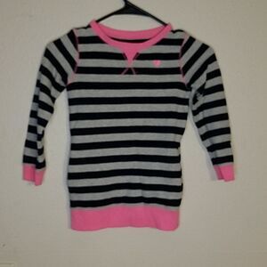 Carter's sweater size 6